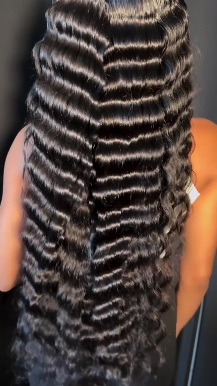 Crimped deep wave hair, back view